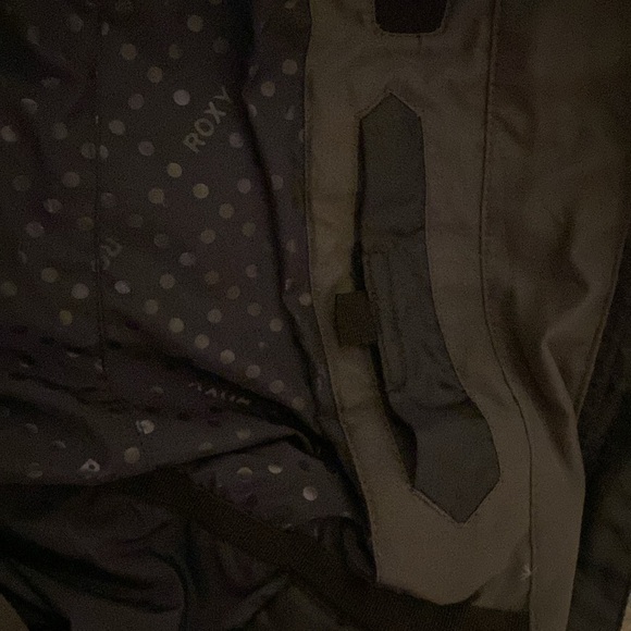 Roxy Purple Gradient Puffer Ski or Snowboard Jacket (kid or adult) - Picture 11 of 11